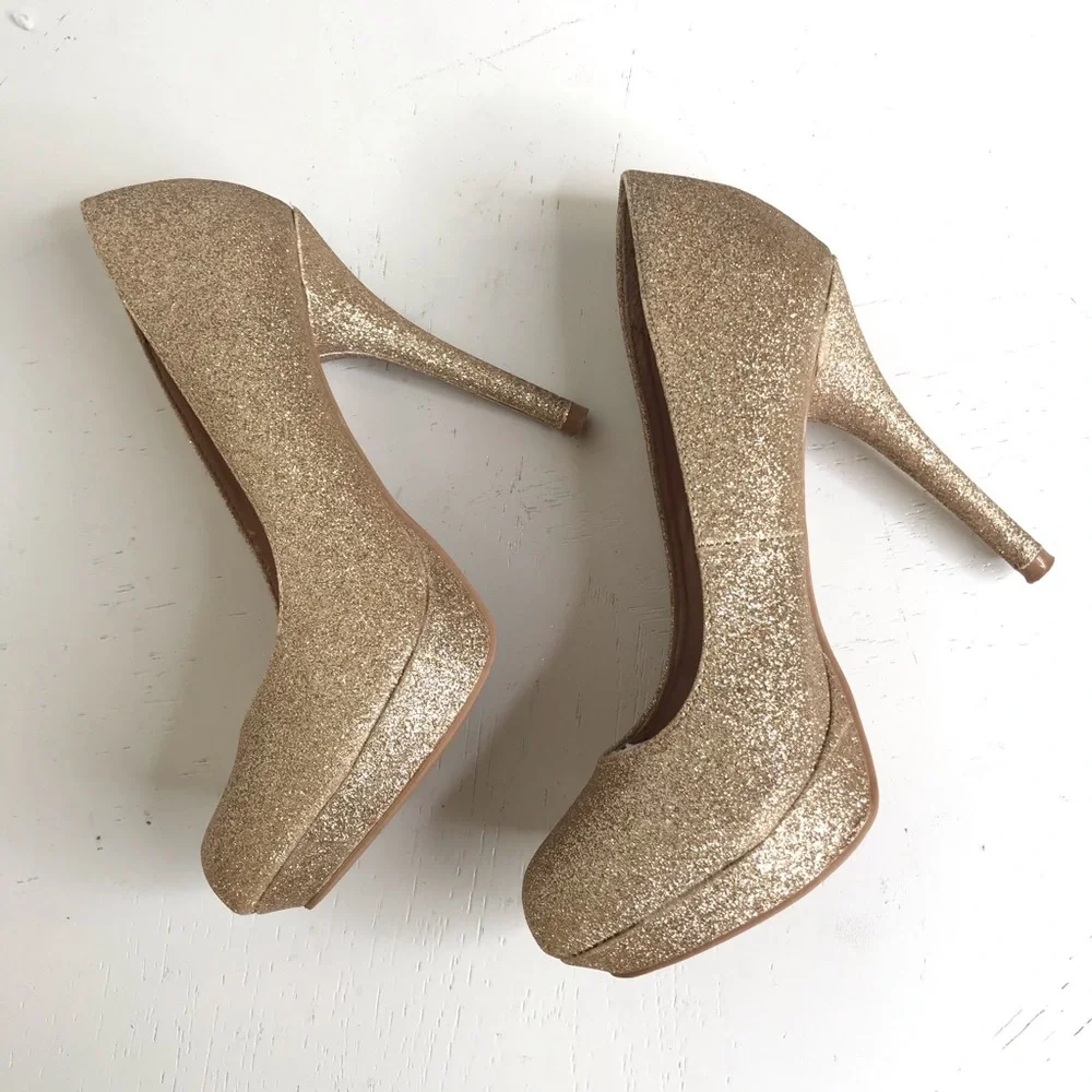 6 gold glitter platform pumps holiday gold sparkle